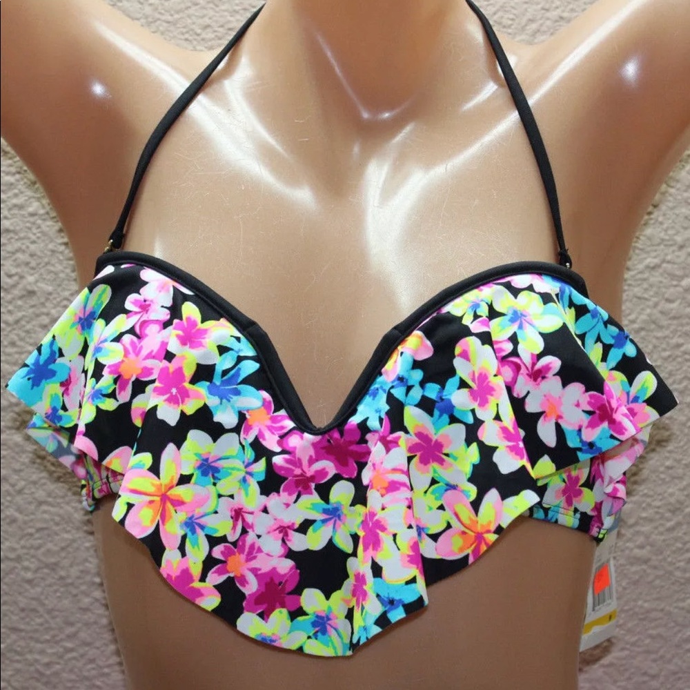 V wire Flounce bikini top.